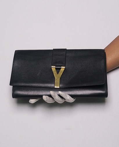 Y Clutch, front view